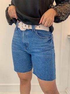 Bermuda Jeans Barra Detonada
