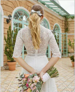 Vestido Midi em Renda Claudiana - comprar online