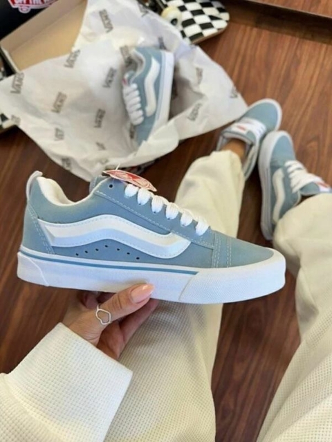 Tênis Vans Knu