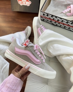 Tênis Vans Knu