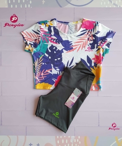Conjunto Deportivo Blusa corta y Short - tienda online