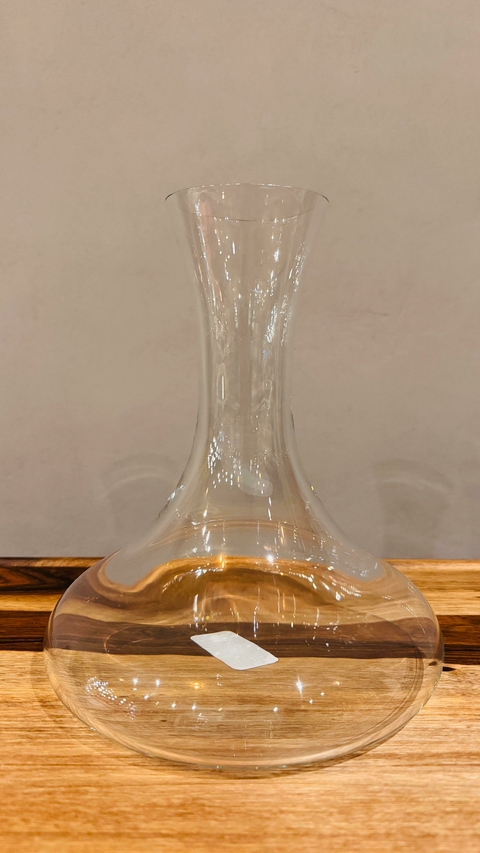 DECANTER