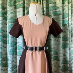 vestido tons terrosos - M - comprar online