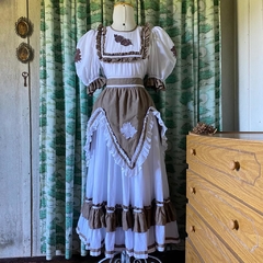 vestido típico campestre - 40/42 na internet