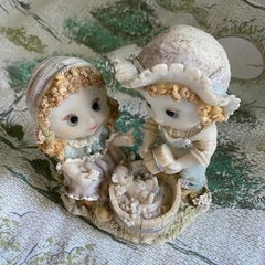 Imagem do bibelô vintage gêmeos camponeses