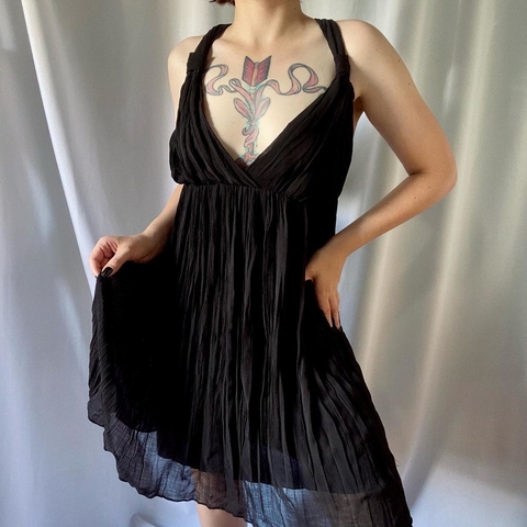 vestido preto bruxesco - P