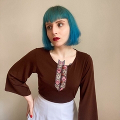 blusa marrom manga longa - M