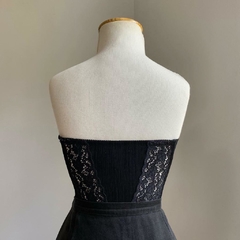 corpete preto com renda - M - Roupas, decoração e acessórios VINTAGE - Legado Brechó