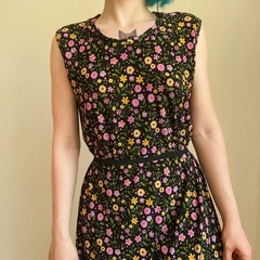 vestido mídi preto floral - M/G na internet