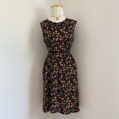 vestido mídi preto floral - M/G - Roupas, decoração e acessórios VINTAGE - Legado Brechó