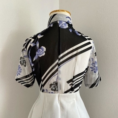 camisa floral - P na internet