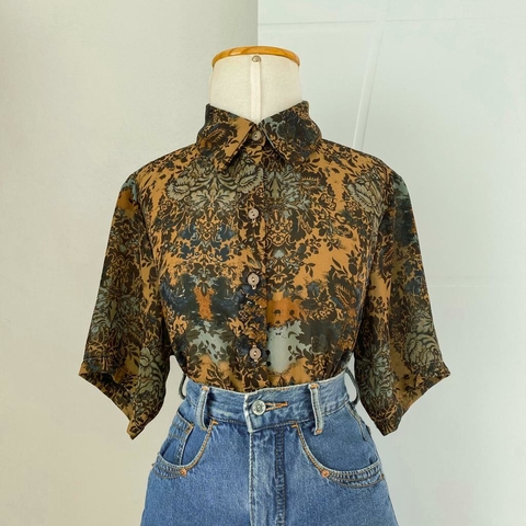 camisa marrom floral - M