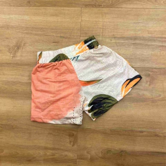 SHORT INFANTIL COM BOLSO - FOLHAGEM TROPICANA - comprar online