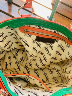 Imagen de Cartera Artesanal de Color Esmeralda, MODELO: “OLBIA”, ( Costa Esmeralda, La Cerdeña, Italia)