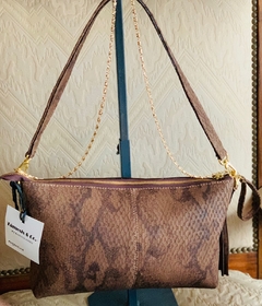 Imagen de CARTERA DE CUERO DE VÍBORA SOBRE “INDIA” (Ocre)