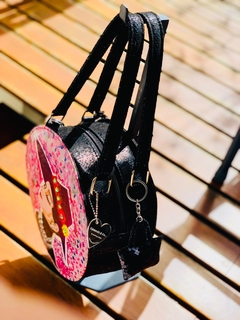 Cartera de cuero oveja italiana serpiente negra MODELO: “AUDREY HEPBURN” en internet