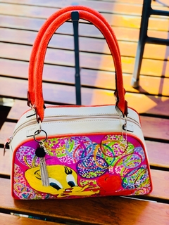 Cartera Pintada a mano Alzada MODELO “LA REGINA” Tweety - comprar online