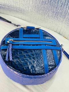 Cartera de tres cueros redonda, Modelo: “Calamosca” (Cagliari, Cerdeña, Italia). - comprar online