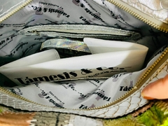 Imagen de CARTERA DE CUEROS COLORES Y PLATA de Víbora. MODELO: “Sibila”.- 100% cuero Italiano y 100% cuero argentino.