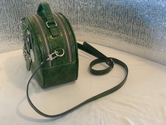 Cartera de cuero graneado VERDE Modelo: “MELLEA”.-