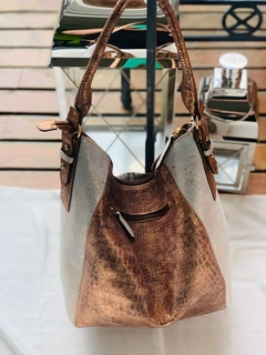 - CARTERA CUATRO CUEROS Y TEXTURAS DISTINTAS “IRINA SECRETS” Curva. - comprar online