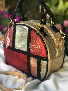 CARTERA DE CUERO DE OVEJA ITALIANA METALIZADA. "MONDRIAN DE QUEEN MARY". - comprar online