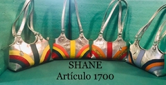 "SHINE". CARRIE, CHARLOTTE, MIRANDA, SAMANTA. SE VIENE TODO LO PLATEADO ESTE 2022-2023 - Támesis&Co.