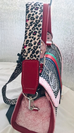 Imagen de CARTERAS DE CUERO ITALIANO, ARGENTINO Y RAFIA, COLECCIÓN "BAMBOLAS ITALIANAS".