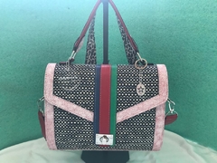 Imagen de CARTERAS DE CUERO ITALIANO, ARGENTINO Y RAFIA, COLECCIÓN "BAMBOLAS ITALIANAS".