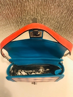 CARTERAS DE CUERO ITALIANO, ARGENTINO Y RAFIA, COLECCIÓN "BAMBOLAS ITALIANAS". - Támesis&Co.