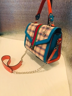 CARTERAS DE CUERO ITALIANO, ARGENTINO Y RAFIA, COLECCIÓN "BAMBOLAS ITALIANAS". - comprar online