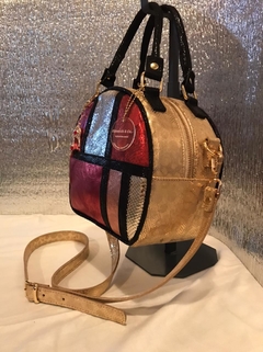 CARTERA DE CUERO DE OVEJA ITALIANA METALIZADA. "MONDRIAN DE QUEEN MARY". - comprar online