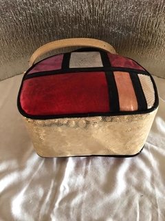 CARTERA DE CUERO DE OVEJA ITALIANA METALIZADA. "MONDRIAN DE QUEEN MARY". - tienda online