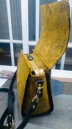 Imagen de CARTERA DE VIBORA ITALIANA LEGITIMA. "MYRIAM".