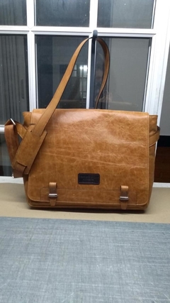Morral de cabritilla para caballero cuero 100% Argentino e Italiano. MODELO "ENZO" - tienda online