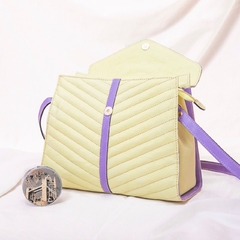 Imagen de COLECCIÓN DE CUATRO CARTERAS DISTINTAS "A A A A"