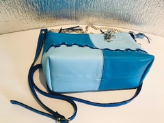 CARTERA DE TRES COLORES DE AZULES "AZZURRA" Y "BLUE".- en internet