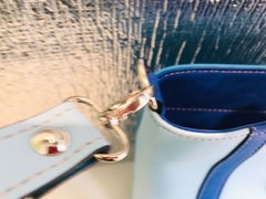 Imagen de CARTERA DE TRES COLORES DE AZULES "AZZURRA" Y "BLUE".-
