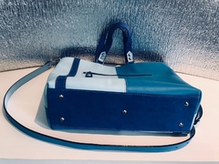 CARTERA DE TRES COLORES DE AZULES "AZZURRA" Y "BLUE".- en internet