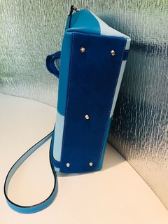 CARTERA DE TRES COLORES DE AZULES "AZZURRA" Y "BLUE".- en internet