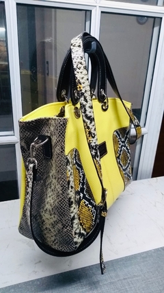 Cartera de CUERO DE SERPIENTE ITALIANA COMBINADA CON CUERO CABRITILLA LISA. - tienda online