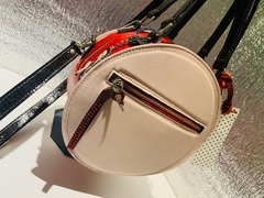 CARTERA DE CABRITILLA PINTADA A MANO ALZADA Y BORDADA EN PIEDRAS MODELO "BETTY BOOP" - tienda online