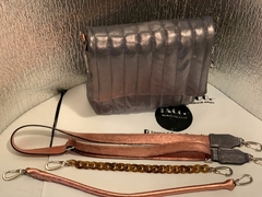 CARTERA DE CUERO ITALIANO OVEJA 100% METALIZADO MATELASEADA MODELO "FABRIZIA".- - tienda online
