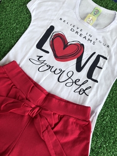 Conjunto feminino, sonho alto na internet