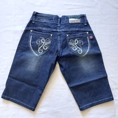 Bermuda jeans bordada - 42 - Brecho Ja Vali