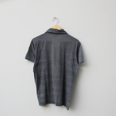 Camiseta Polo Cinza - P na internet