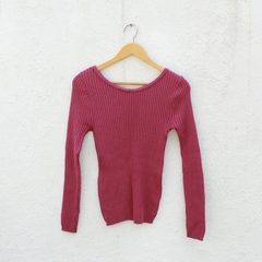 Blusa de Lã Roxa - P na internet