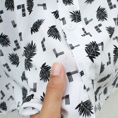 Camisa Branca e Preta Macross - G - loja online