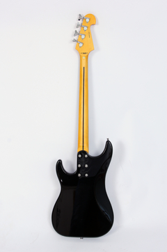Contrabaixo Precision Washburn SB1PB preto em Alder com headstock invertido - Foto Goioerê