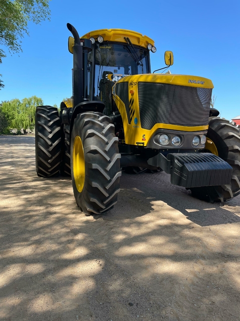 Tractor Pauny 2215ie